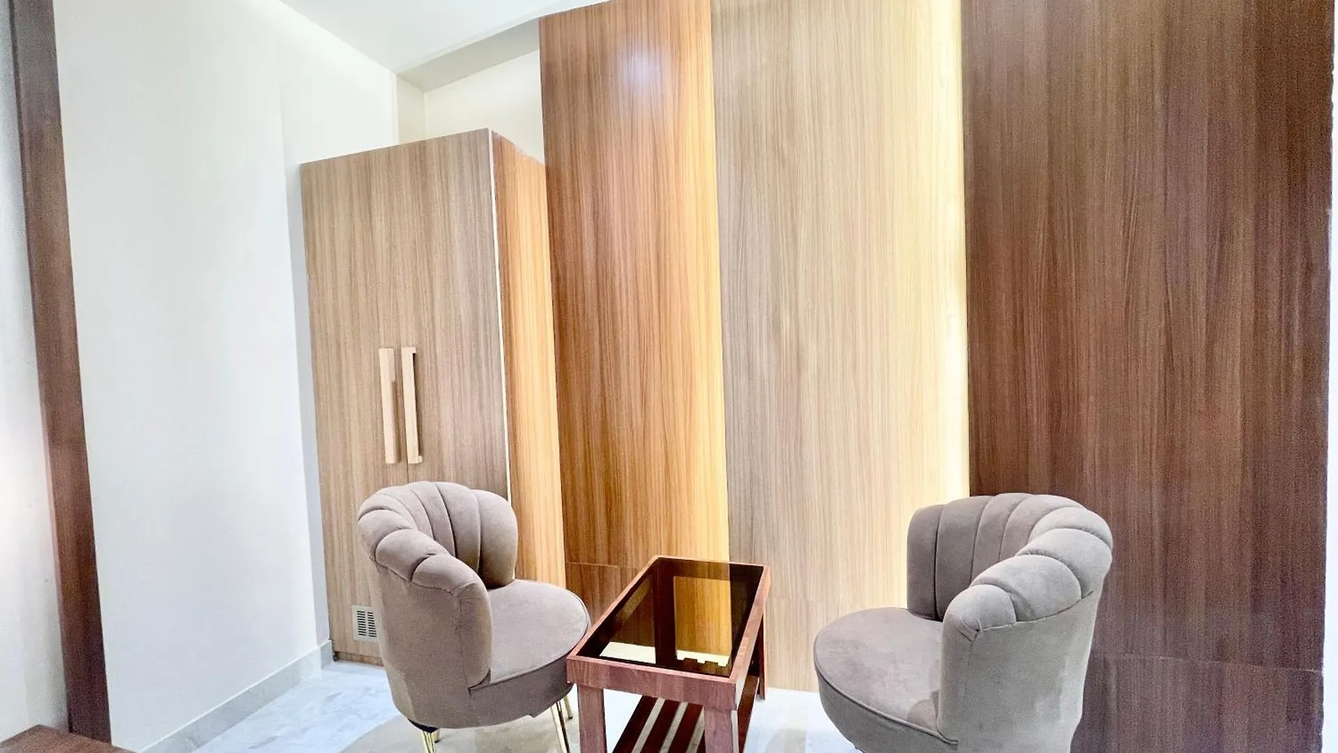 ****  Hotel Vedangam Inn ! Varanasi - Foreigner'S Choice ! Fully Air-Conditioned Hotel With Parking Availability, Near Kashi Vishwanath Temple, And Ganga Ghat 인도